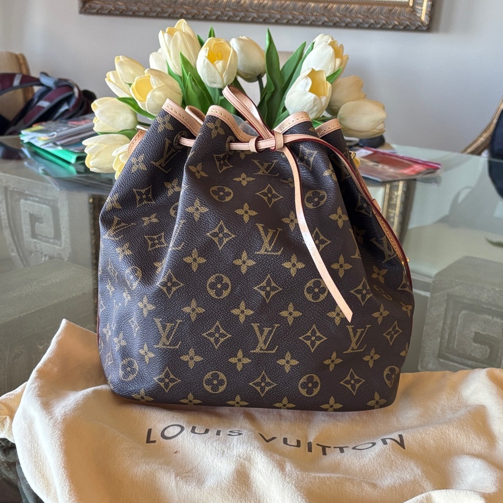 ❌SOLD❌Louis Vuitton petite Noe Monogram Women's Bag new without tags